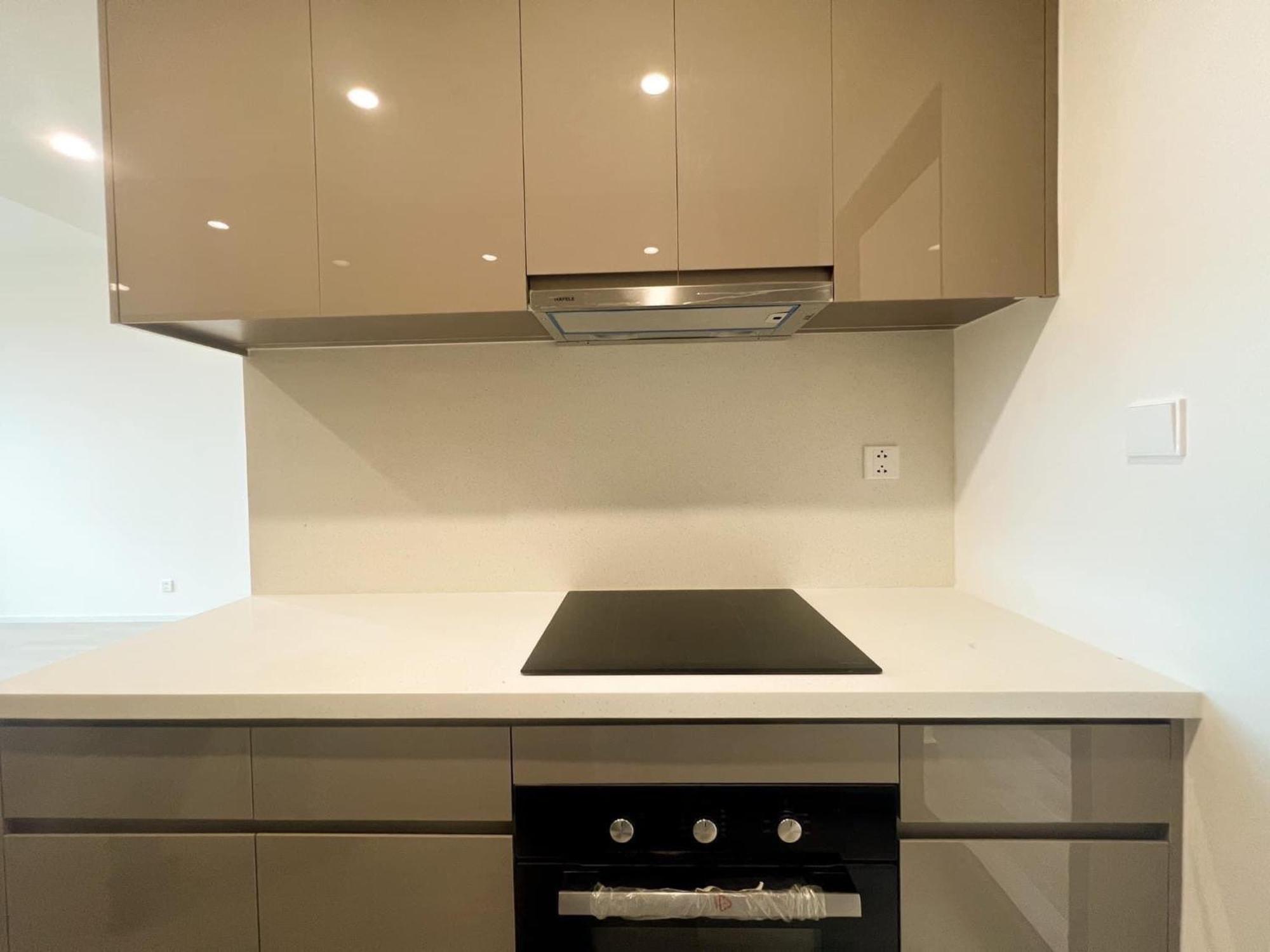 Ho Masteri Tieu Chuan Khach San 5 Sao, Full Noi That Hoang Gia, View Hoa Hau Apartment *